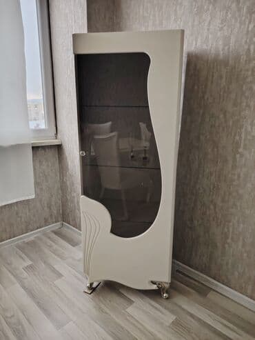 стеклянный стол офисный: Распашной, Буфет — 1