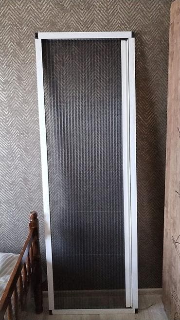 Ağcaqanad toru Qapı üçün