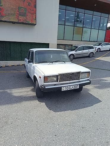 w204 salon: VAZ (LADA) 2107: 1.5 l | 2000 il 16800 km Sedan — 1