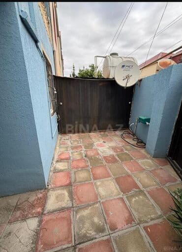 aile ucun kiraye evler 2023: 2 otaqlı mənzil – tam mebellə - Geniş və işıqlı zal: L formalı yumşaq — 5