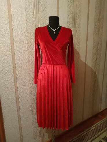 Baş geyimləri: Vilur don 1 dəfə geyinilib,ölçü 38-40,uzunluq 110 sm — 1