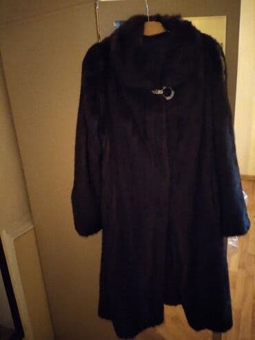 kurkler: Qadın üçün tünd rəngli xəz palto - Klassik, dizdən aşağı uzunluq - — 2