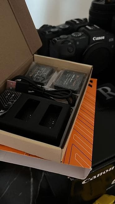 macbook çanta: Canon EOS RP – RF 24-105mm F4-7.1 IS STM Kit komplekti Paketdə: - — 4