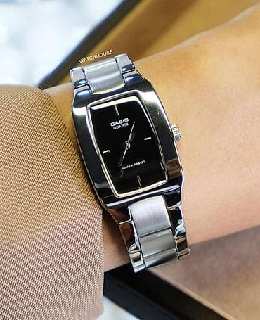 Qol saatı, Casio, rəng - Gümüşü