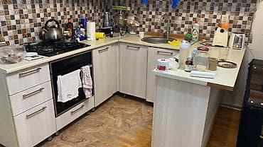 gunəş paneli: Mətbəx mebeli dəsti – L formalı künc quruluşu - Rəng: açıq ağ/boz — 1