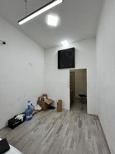 kiray: 28 May metrosu, Səməd Vurğun heykəlinin yanında, ümumi sahəsi 45 kv/m — 7