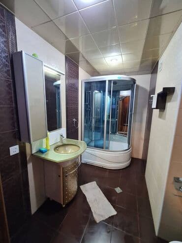 mansard tipli bina evleri: Bakıxanov qəsəbəsi (Razində) Akkord yaşayış kompleksində 20 mərtəbəli — 12