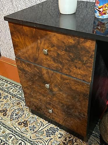 Yataq otağı mebel dəsti Tərkibi: - 5 qapılı iri qarderob – ortada 2 — 3