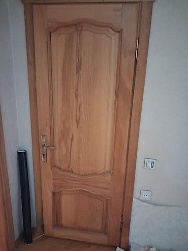 evin giris qapilari: Məhsul: Taxta məkan qapıları dəsti - Material: Təbii ağac (açıq qoz — 2