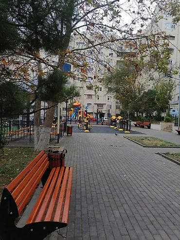 Mənzillər: Bakı, Yeni Günəşli Massiv Q, 3 otaqlı, Köhnə tikili, 80 kv. m — 3