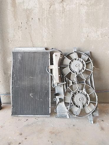 Avtomobil üçün radiator və soyutma fanı komplekti tayota prius 20 lalafo.az -da Avtomobil üçün radiator və soyutma fanı komplekti tayota prius 20