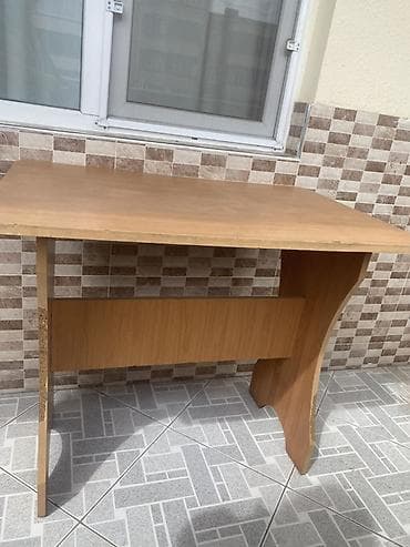 Balkon masası, Açılmayan, Laminat, Dördbucaq masa