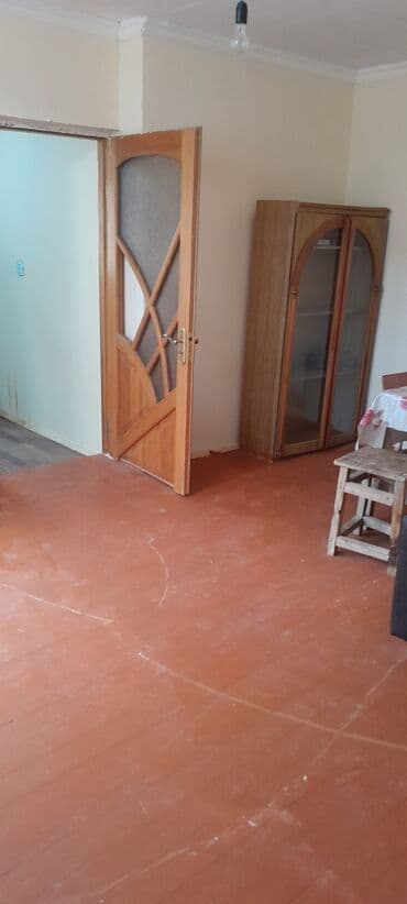 memar әcәmi 2: Satılır: həyət evi - Tikinti: daş divarlar, metal dam örtüyü - Giriş — 9