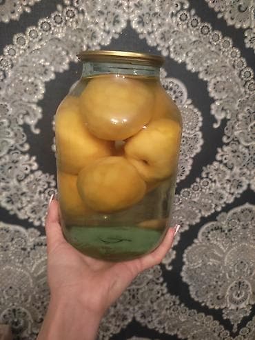 şaftalı: Şaftalı kompotu çox dadlıdır 20 AZN — 2