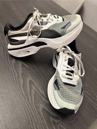 кросовки: PUMA kişi/kadın idman ayaqqabısı.
Yeni veziyyetde, çox az geyinilib — 3