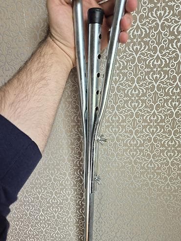 etir parfum: Qolaltı çəliklər. Ev şəraitində 3 həftə istifadə olunub. Ümumi gövdəsi — 3