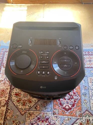 Микрофоны: Original LG kolonkasıdı . Temiz ve guclu sesi var . İdeal veziyyetdedi — 2