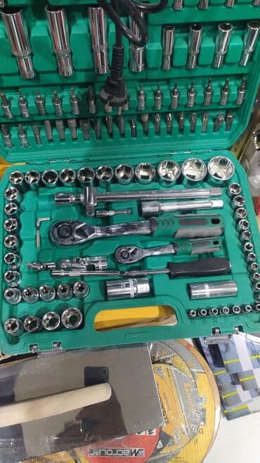 чемодан с инструментами для автомобиля: Yeni Açar dəsti — 2