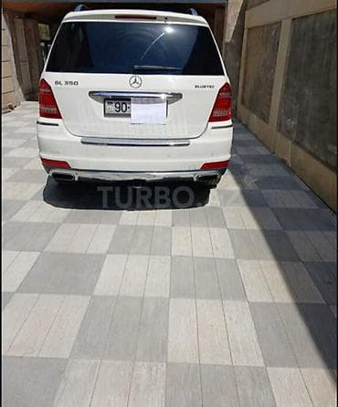 byd təkər: Mercedes-Benz GL-Class (ağ rəng, tam ölçülü SUV) Xüsusiyyətlər: - — 7