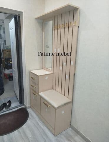 Yeni, Düz dolab, Dəhliz dolabı