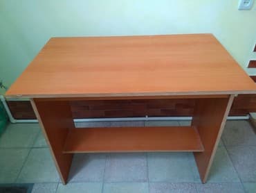 ders masaları: Kompüter masası, İşlənmiş — 2