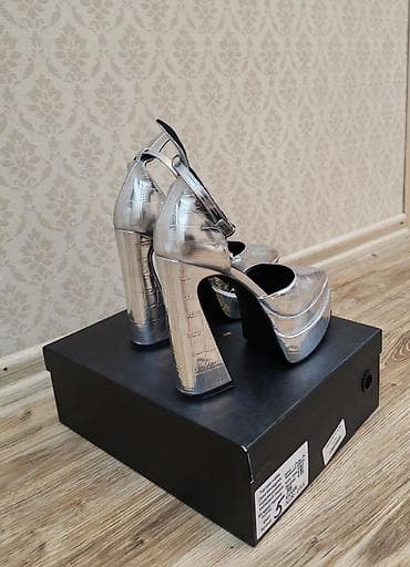 tufliler 2022: Gümüşü rəngdə qadın platforma tufli. Bircə. dəfə geyinilir yeni kimidi — 3