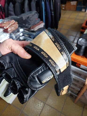 Самокаты: MMA/qarışıq döyüş sənətləri üçün açıq barmaqlıqlu əlcəklər. (Box — 2