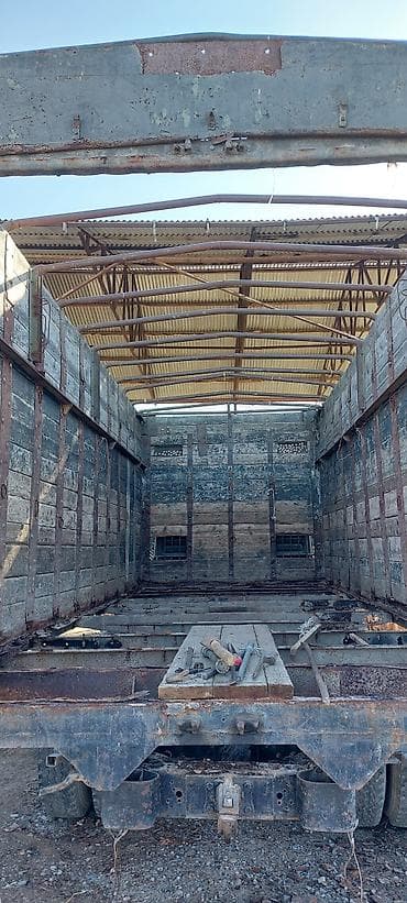 vaz priora 2015: Kamaz Yük maşını üçün üstü açıq taxta-bort kuzov kuza 2 mertebelidi — 10