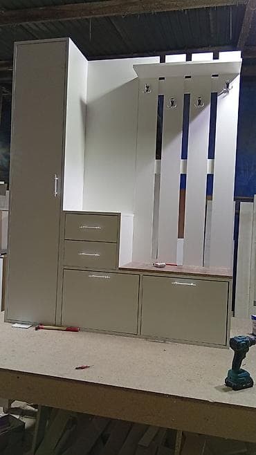 paltar rəfi: Yeni, 1 qapı, Güzgülü, Ağ, Digər material, Açılan, Düz dolab — 1