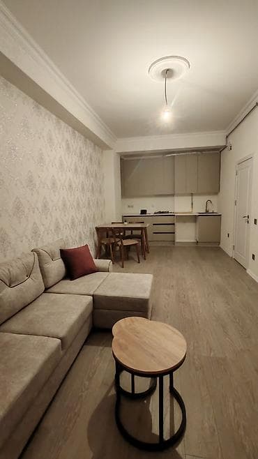 Xirdalanda Kristal 1de kehne bazara yaxın yeni binada 2otaqlı mənzil