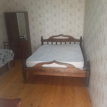 bayilda 1 otaqli evler: Kirayə üçün 1 otaqlı ev. Avtovağzal metrosuna 7-8 dəqiqəlik piyada — 1