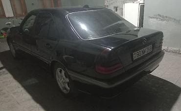 mersedes benz c: Mercedes-Benz C-Class: 2 l | 1998 il Sedan — 5