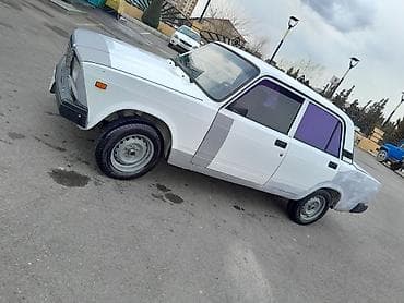 toyota land cruser: VAZ (LADA) 2107: 1.6 l | 2008 il 41 km Sedan — 6