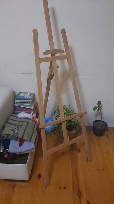 qala oyuncaq dəsti: Taxta rəssam molberti - Material: təbii ağac, möhkəm konstruksiya - — 1