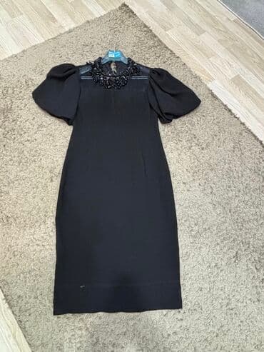 ikinci əl seyf qapi: Toy paltarı ela veziyyetde M razmer . boyun hissesi qaşlardı qırılmır — 1