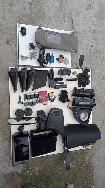 prius ehtiyyat hisseleri: Toyota Prius (NHW20) üçün orijinal ehtiyat hissələri paketi Model — 1