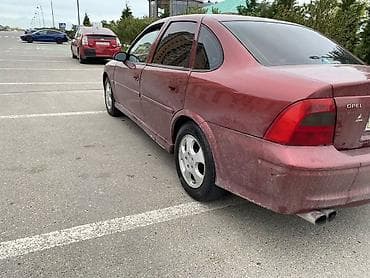 opel vectra 1994: Opel Vectra: 1.6 l | 1999 il Sedan — 5
