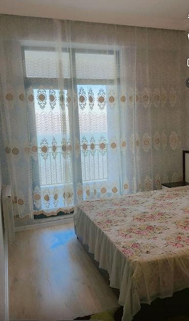 kohnə gunəşli kirayə: Sumqayitda bulvara yaxin 7/5 mertebesinde 2 otaqli bina evi 500 — 10