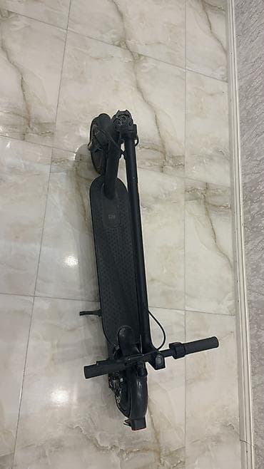 Elektrik nəqliyyatı: Elektrik skuter – Xiaomi Mi Electric Scooter (qara) - — 1