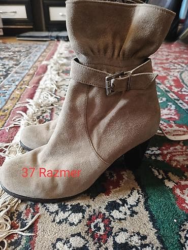 Qadın yarımboğaz çəkmə - Ölçü: 37 (şəkildə qeyd olunub) - Rəng