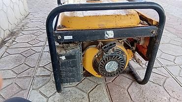 elektron termos: Lutian LT2500EA benzin generatoru - Model: Lutian LT2500EA - Çıxış — 1