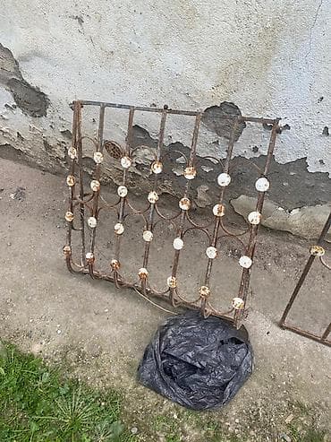 Tavan: Məhsul: Dəmir pəncərə barmaqlıqları (dekorativ və təhlükəsizlik üçün) — 4