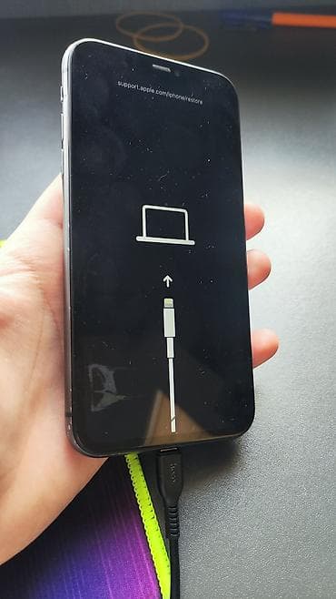 IPhone 11, 64 GB, Qara