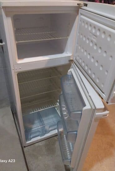 Soyuducu tam işlekdi heç bir prablemi yoxdu köç sebebi ile satram