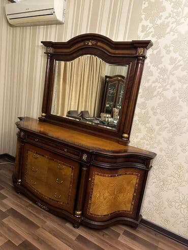 ikinci el metbex stolu: İşlənmiş, Komod — 1