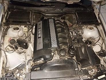 audi a6 c5: BMW 5 series: 2.5 l | 1996 il Sedan — 7
