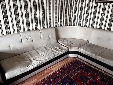 stular: 2 ci əl mebel. Stul 6 ədəd, 4-ü batib oturan yeri — 2