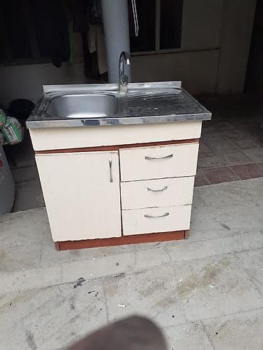 kuxna dolabı: Mətbəx lavabosu ilə şkaf dəsti

- moyka satilir — 1