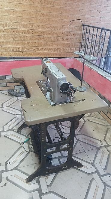 etceken masin: Sənaye tipli tikiş maşını və dəmir ayaqlı masa dəsti. Xüsusiyyətlər — 4