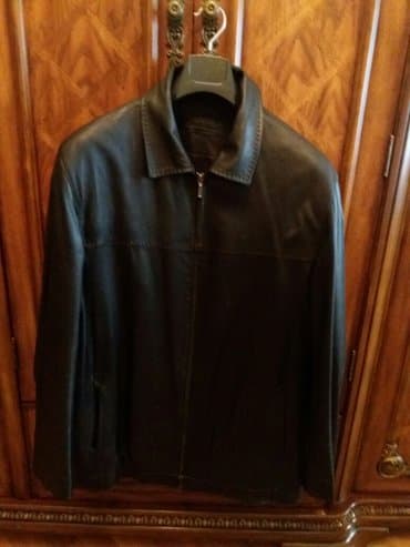 Kisi ucun koja kurtka. Razmeri 4 xl. Gence seherindedir